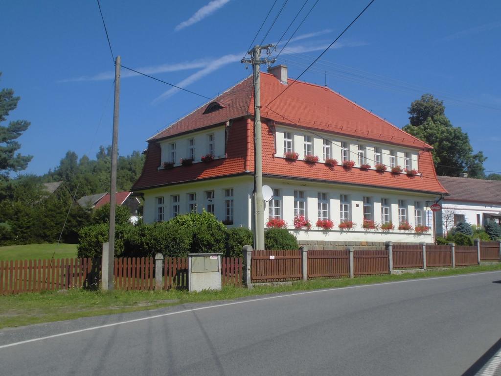 Penzion Laguna Otel Kunratice  Dış mekan fotoğraf